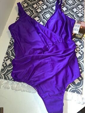 Carol Wior Swimsuit with power mesh lining - Slimsuit  Purple - 24W - NWT